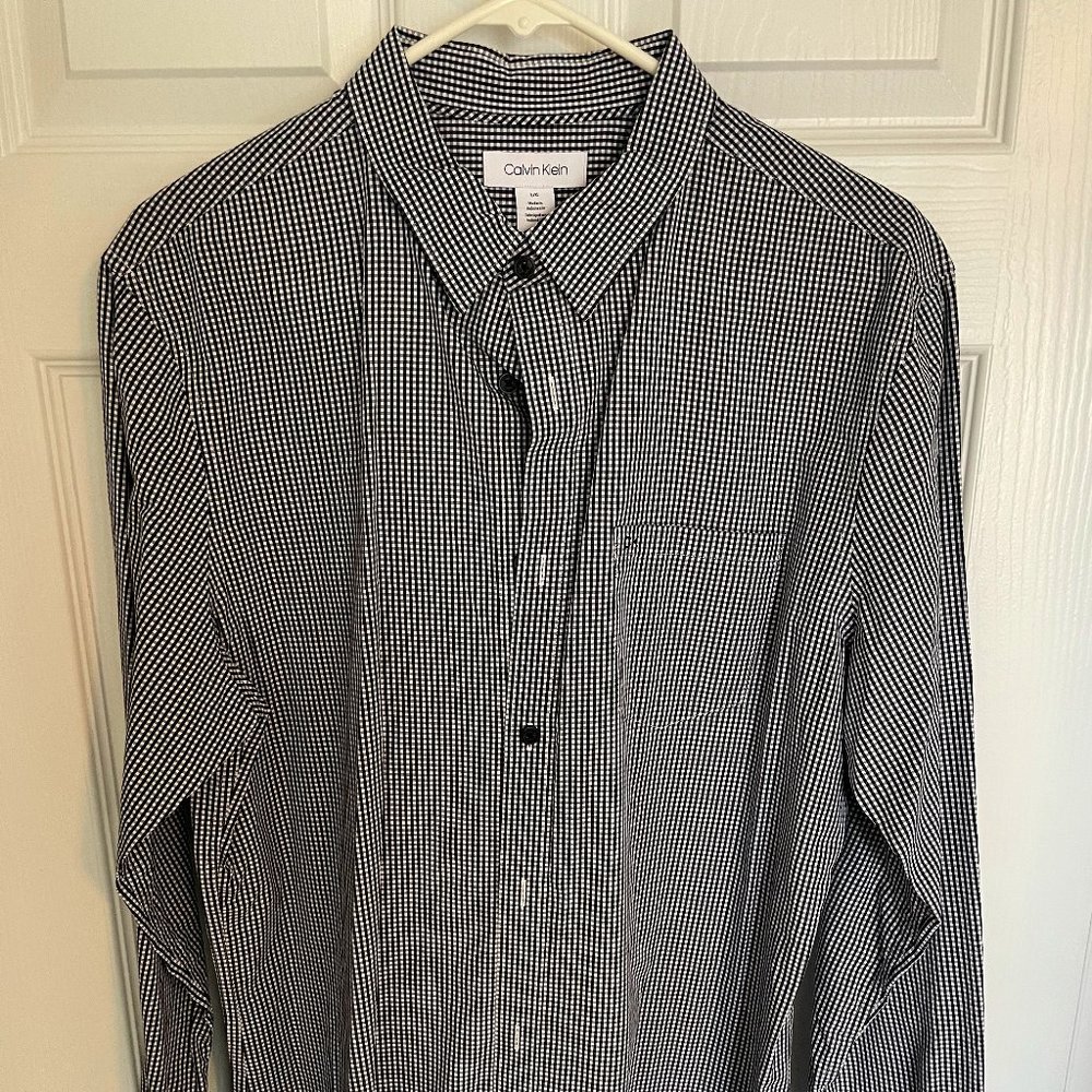 Black & White Plaid / Checkered Calvin Klein Dress Shirt (Mens) (L)